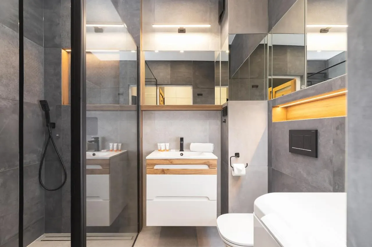 Lema Apartment Near Tauron Arena By Renters Prestige Krakow Poland